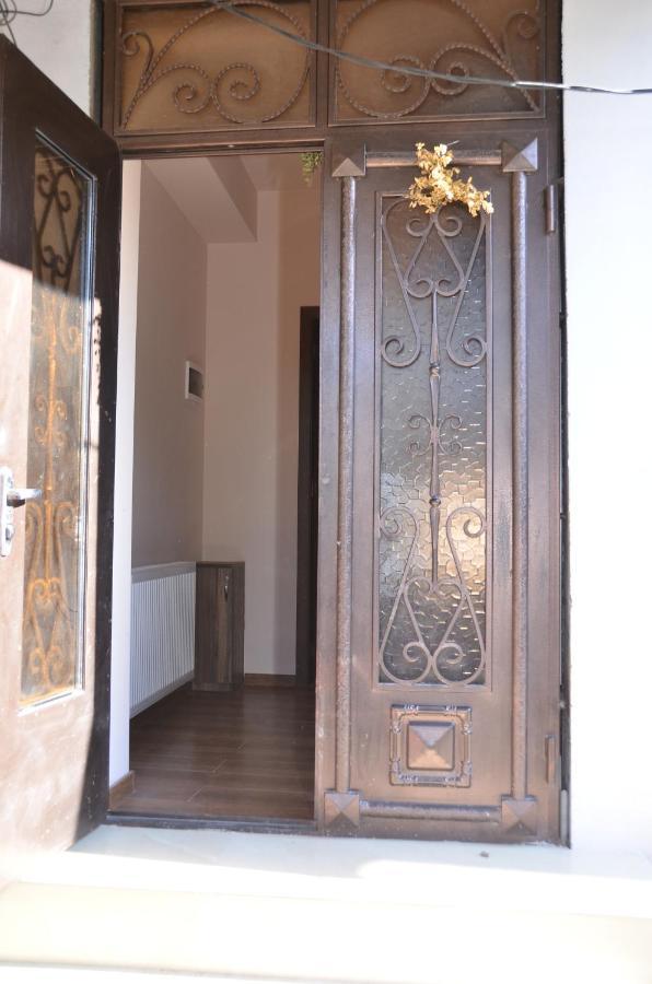 Phudze Hotel Telavi Eksteriør billede