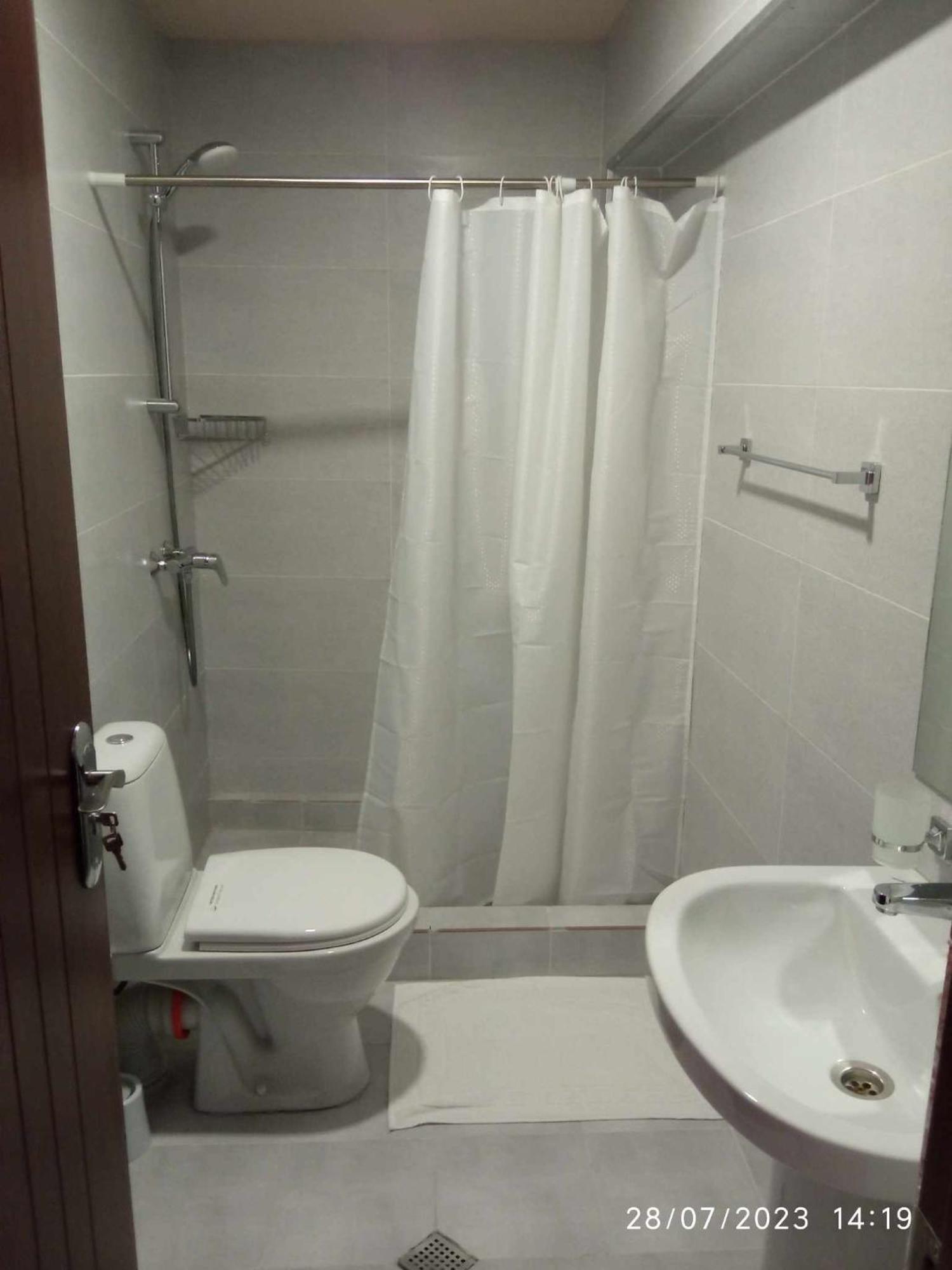 Phudze Hotel Telavi Eksteriør billede